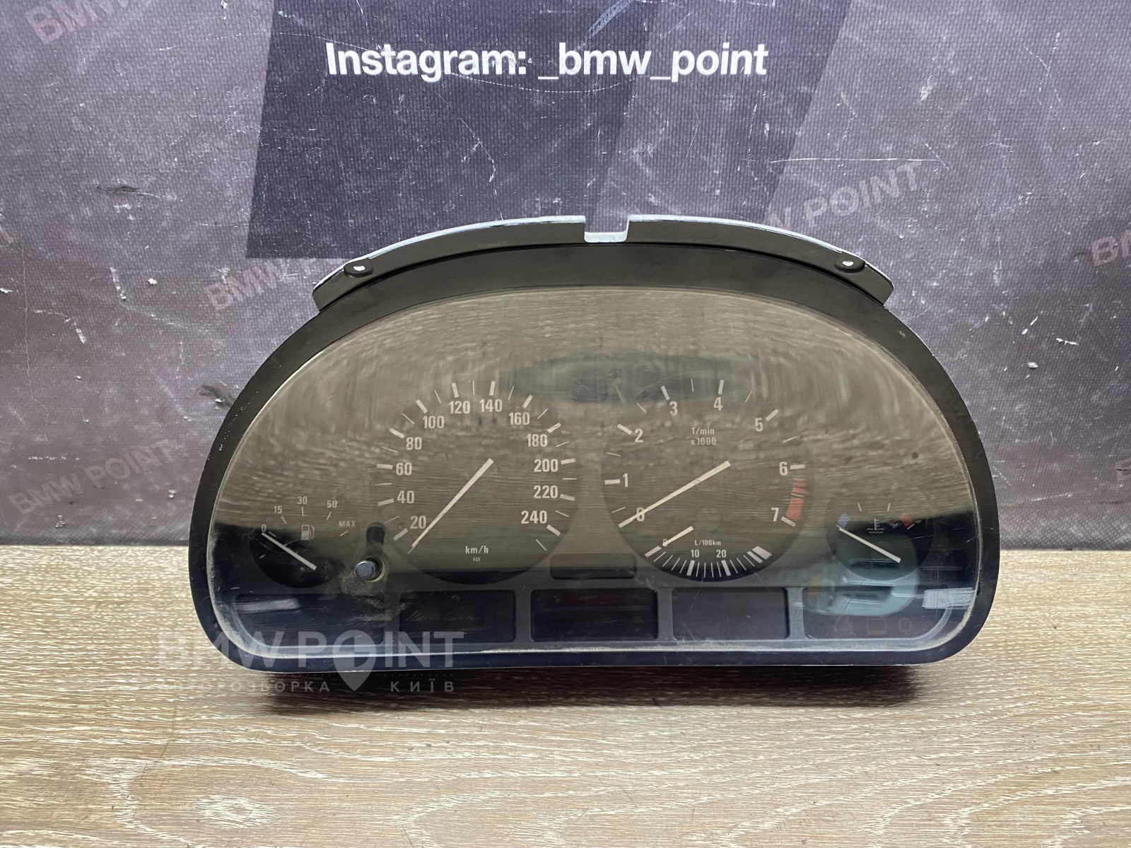 Панель приладів BMW E39 бензин VDO